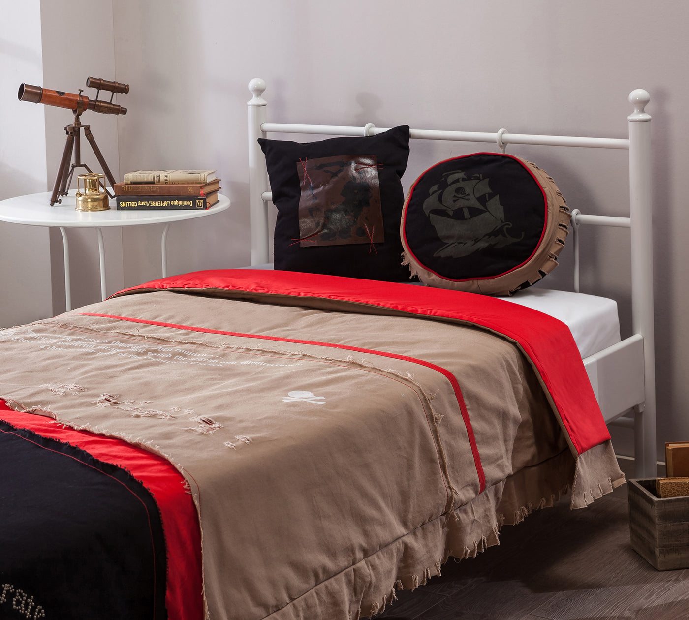 Pirate Yatak Örtüsü (156x210 cm)