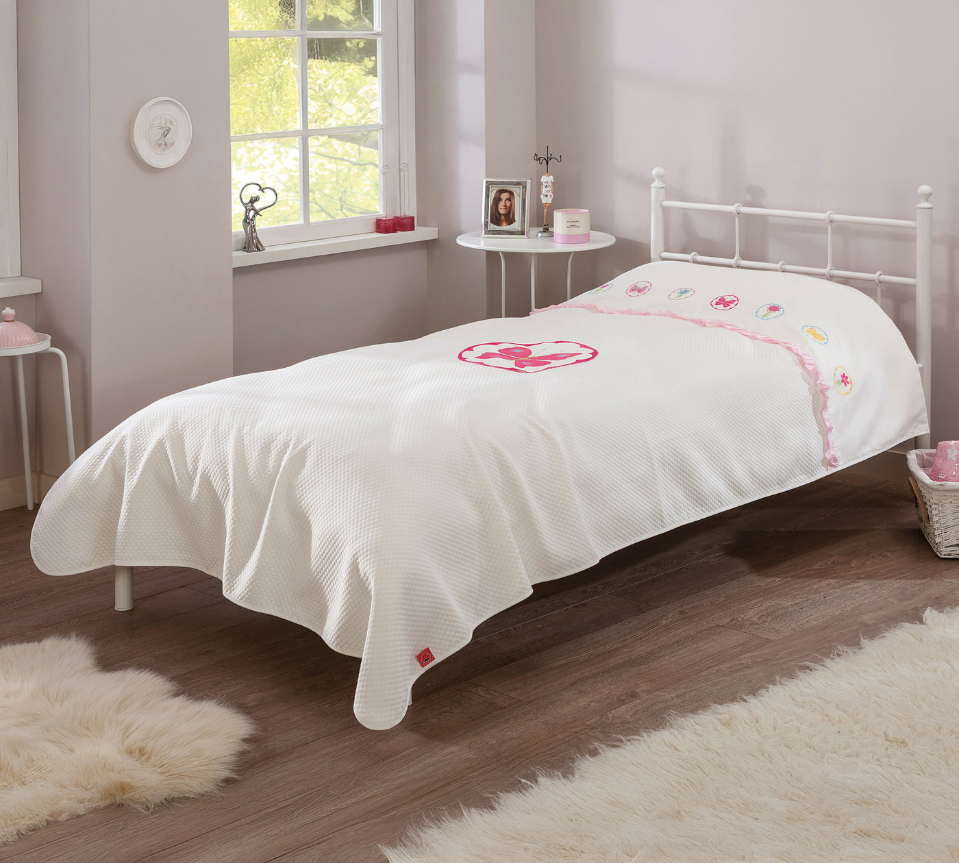 Kelebek Pike (150x230 cm)